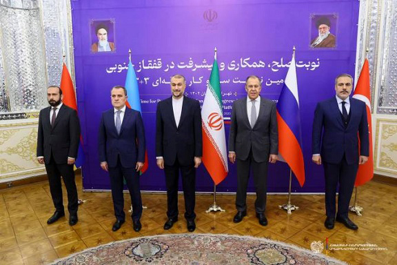 «3+3»ի հանդիպումը Թեհրանի մէջ